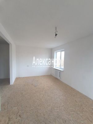 Продам однокомнатную (1-комн.) квартиру, Садовая ул, 1, Большие Колпаны д