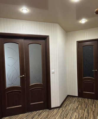 Продам двухкомнатную (2-комн.) квартиру, Старорусский б-р, 33, Великий Новгород г