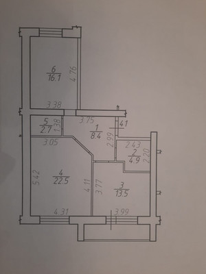 Продам двухкомнатную (2-комн.) квартиру, Старорусский б-р, 33, Великий Новгород г