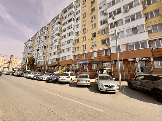 Продам торговое помещение 72 м2, Железнодорожная ул, 1кв, Симферополь г