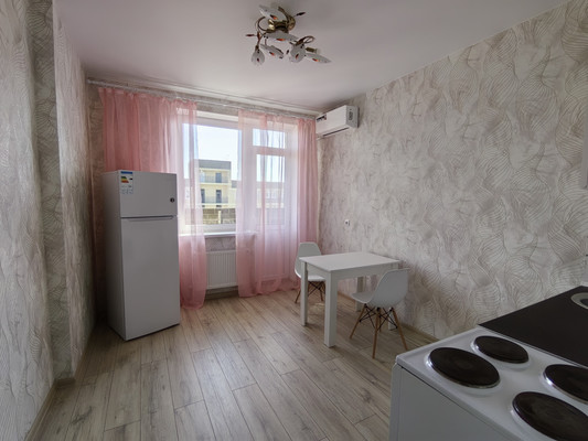 Сдам однокомнатную (1-комн.) квартиру, им. лётчика Позднякова ул, 2к13, Краснодар г