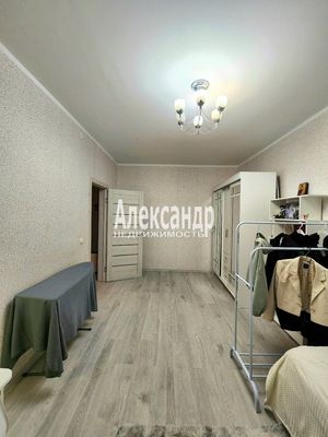 Продам двухкомнатную (2-комн.) квартиру, Волховская наб, 52, Кириши г