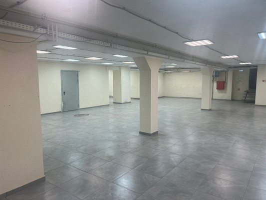 Сдам торговое помещение 100 м2, Победы ул, 48, Неман г
