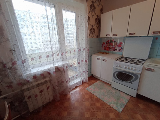 Продам однокомнатную (1-комн.) квартиру, Строителей пр-кт, 11а, Волгодонск г