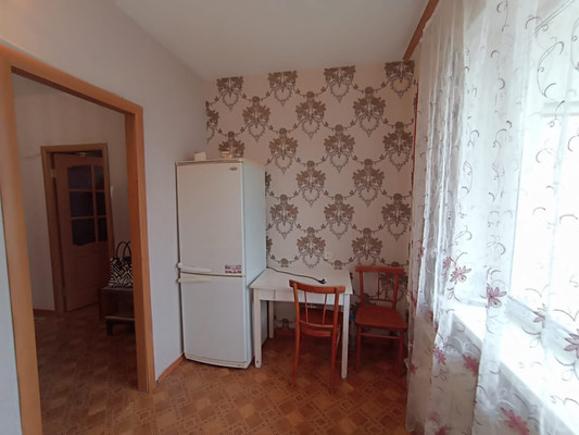 Продам однокомнатную (1-комн.) квартиру, Строителей пр-кт, 11а, Волгодонск г