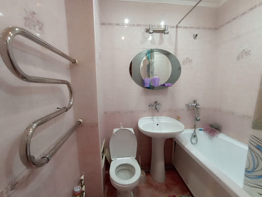 Продам однокомнатную (1-комн.) квартиру, Строителей пр-кт, 11а, Волгодонск г