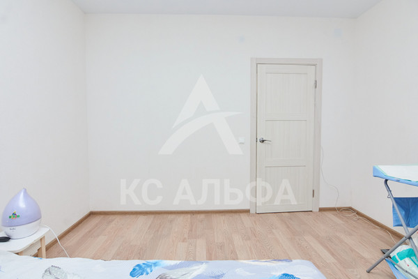 Продам трехкомнатную (3-комн.) квартиру, Дырнос м, 40, Сыктывкар г