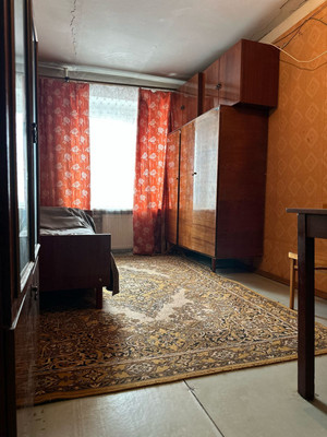 Продам трехкомнатную (3-комн.) квартиру, Энергетиков ул, 3, Казань г