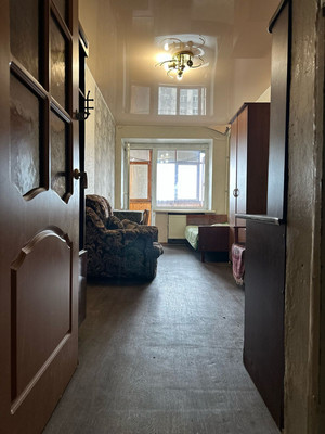 Продам трехкомнатную (3-комн.) квартиру, Энергетиков ул, 3, Казань г