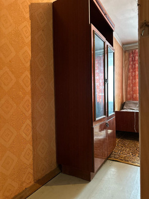 Продам трехкомнатную (3-комн.) квартиру, Энергетиков ул, 3, Казань г