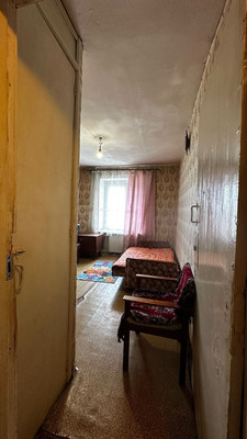 Продам трехкомнатную (3-комн.) квартиру, Энергетиков ул, 3, Казань г