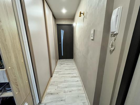 Продам трехкомнатную (3-комн.) квартиру, Громова ул, 140, Екатеринбург г