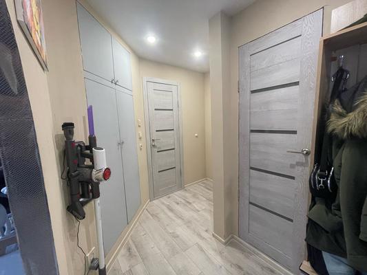Продам трехкомнатную (3-комн.) квартиру, Громова ул, 140, Екатеринбург г