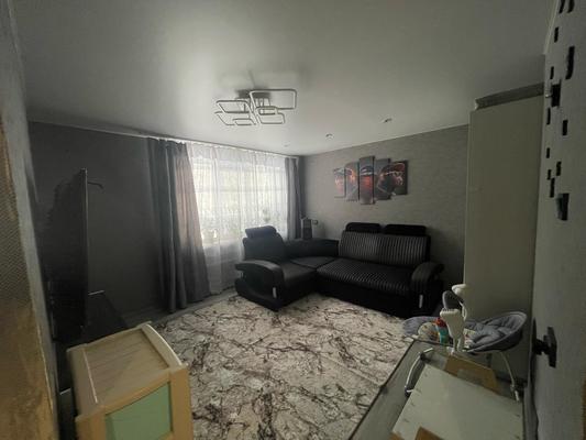 Продам трехкомнатную (3-комн.) квартиру, Громова ул, 140, Екатеринбург г