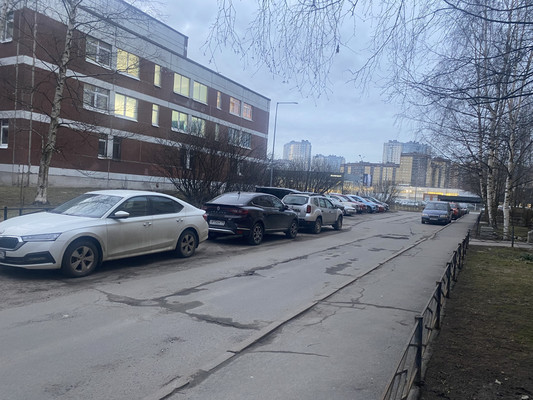 Продам двухкомнатную (2-комн.) квартиру, Школьная ул, 112А, Санкт-Петербург г