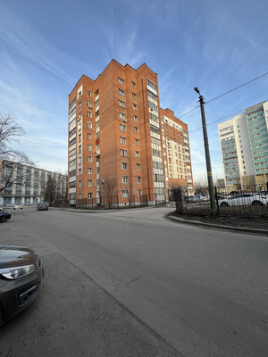 Продам трехкомнатную (3-комн.) квартиру, Пролетарская ул, 4, Пенза г
