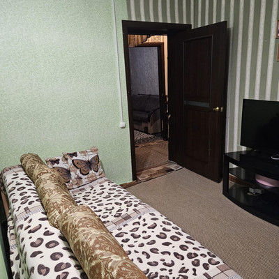 Продам трехкомнатную (3-комн.) квартиру, Шибанкова ул, 18, Наро-Фоминск г