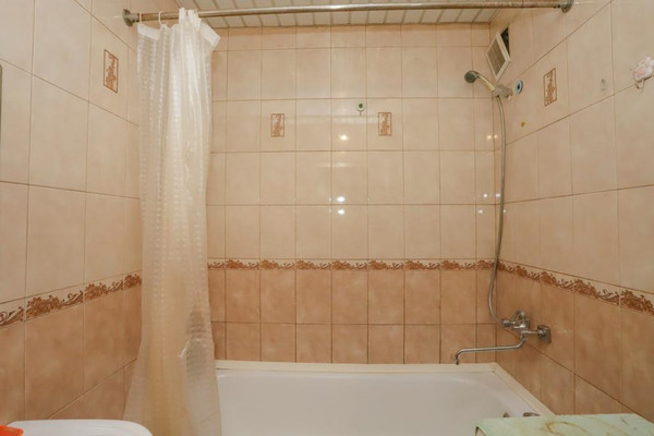 Продам трехкомнатную (3-комн.) квартиру, Сурнова ул, 30к9, Иркутск г