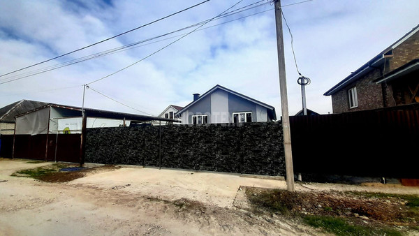 Продам дом, Мира ул, 80, Крымск г, 0 км от города