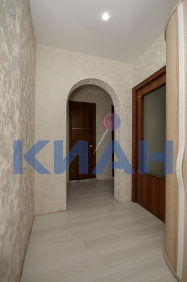 Продам двухкомнатную (2-комн.) квартиру, Мирошниченко ул, 22, Красноярск г