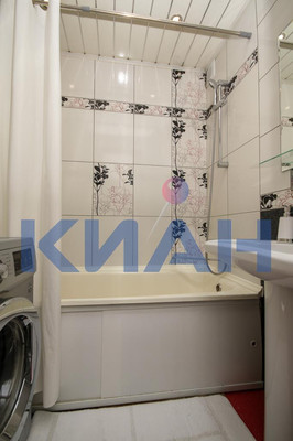 Продам двухкомнатную (2-комн.) квартиру, Мирошниченко ул, 22, Красноярск г
