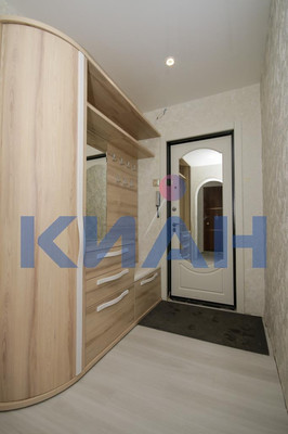 Продам двухкомнатную (2-комн.) квартиру, Мирошниченко ул, 22, Красноярск г