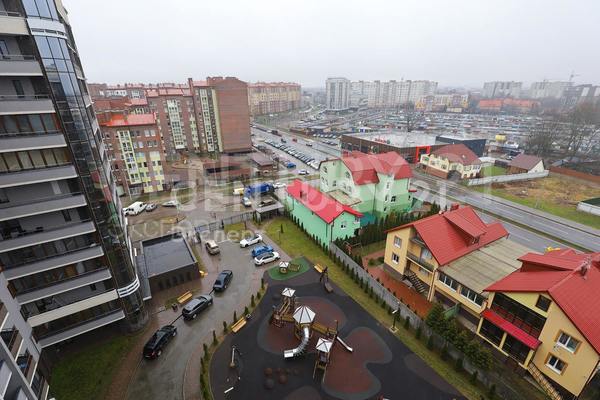 Продам двухкомнатную (2-комн.) квартиру, Аэропортная ул, 11 , Калининград г