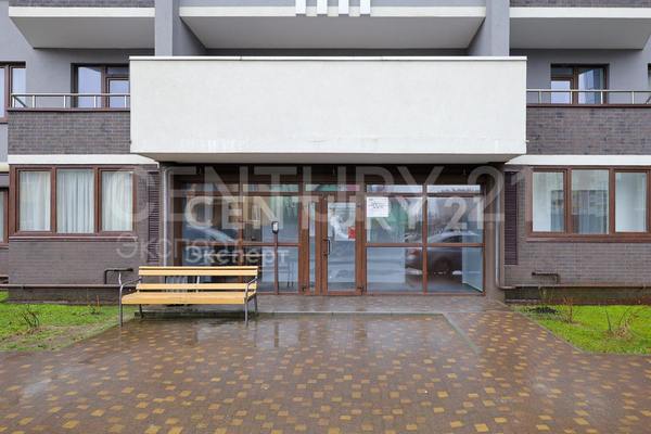 Продам двухкомнатную (2-комн.) квартиру, Аэропортная ул, 11 , Калининград г