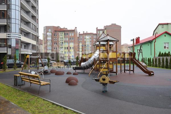 Продам двухкомнатную (2-комн.) квартиру, Аэропортная ул, 11 , Калининград г