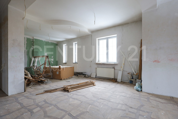 Продам многокомнатную квартиру, Гоголя ул, 2 , Калининград г