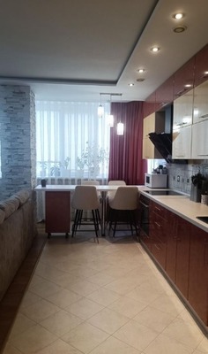 Продам трехкомнатную (3-комн.) квартиру, 339-й Стрелковой Дивизии ул, 12Д, Ростов-на-Дону г