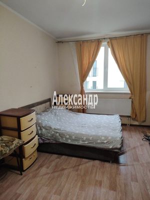 Продам однокомнатную (1-комн.) квартиру, Ветеранов ул, 1, Вартемяги д