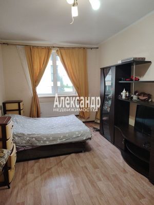 Продам однокомнатную (1-комн.) квартиру, Ветеранов ул, 1, Вартемяги д