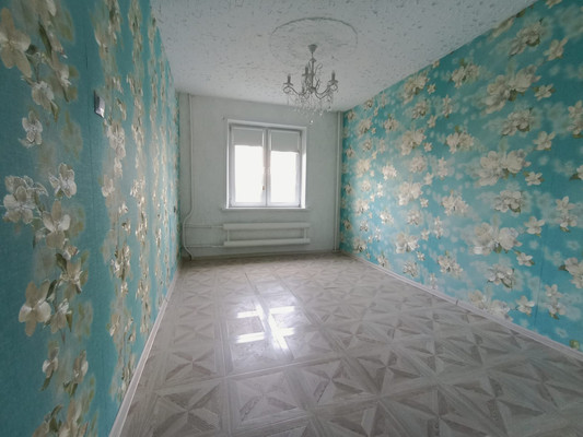 Продам трехкомнатную (3-комн.) квартиру, Новоселов ул, 50, Рязань г