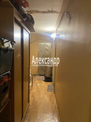 Продам комнату в 7-комн. квартире, Купчинская ул, 21к2, Санкт-Петербург г