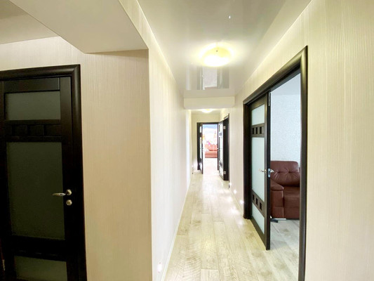 Продам трехкомнатную (3-комн.) квартиру, Бородина ул, 4, Пенза г