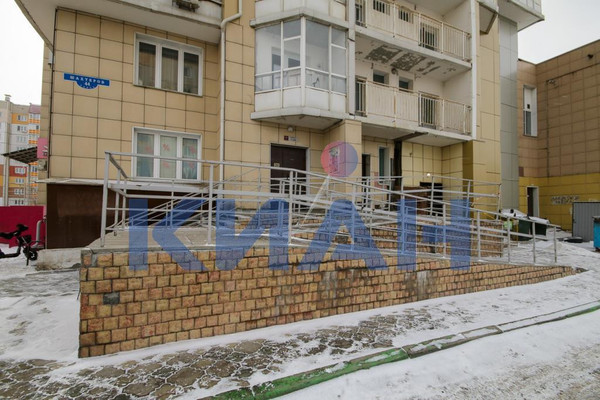 Продам однокомнатную (1-комн.) квартиру, Шахтеров ул, 44, Красноярск г