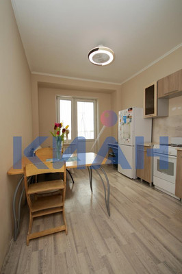 Продам однокомнатную (1-комн.) квартиру, Шахтеров ул, 44, Красноярск г