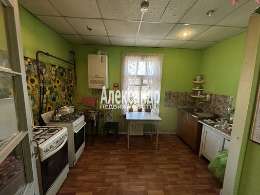 Продам 3-комн. в 4-комн. квартире, Межевая ул, 13, Лисий Нос п