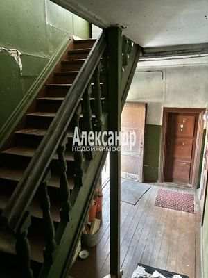 Продам 3-комн. в 4-комн. квартире, Межевая ул, 13, Лисий Нос п