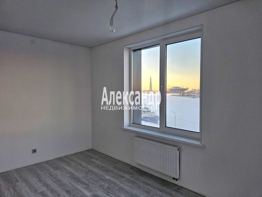 Продам трехкомнатную (3-комн.) квартиру, Уральская ул, 25, Санкт-Петербург г