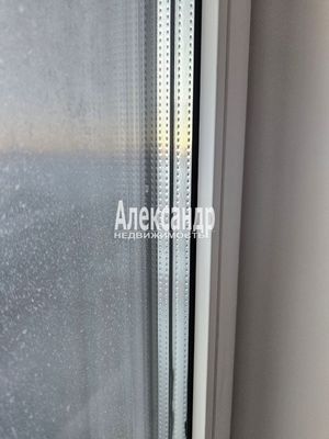 Продам трехкомнатную (3-комн.) квартиру, Уральская ул, 25, Санкт-Петербург г