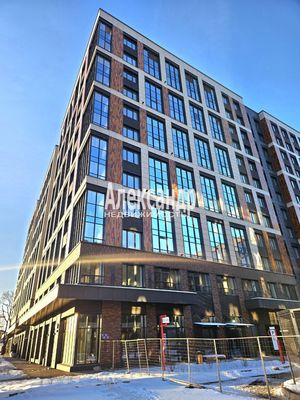 Продам трехкомнатную (3-комн.) квартиру, Уральская ул, 25, Санкт-Петербург г