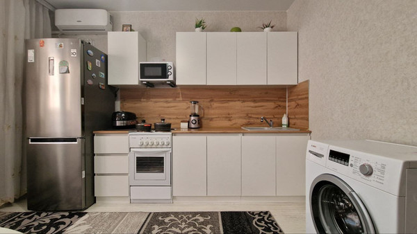 Продам двухкомнатную (2-комн.) квартиру, им. Героя Советского Союза Якова Кобзаря ул, 41, Краснодар г