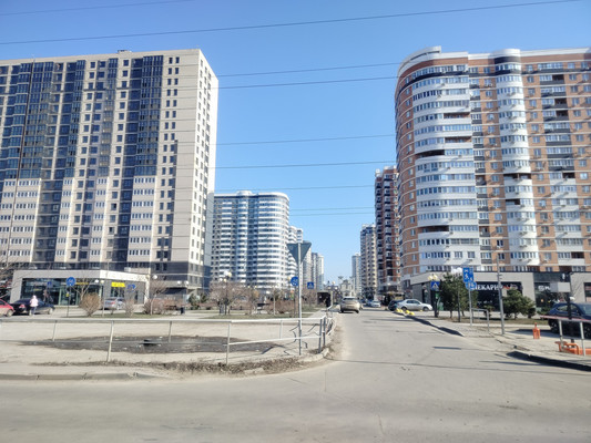 Сдам двухкомнатную (2-комн.) квартиру, Командорская ул, 15к1, Краснодар г