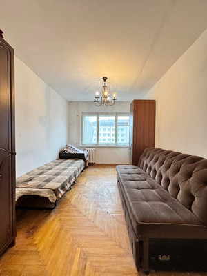 Продам трехкомнатную (3-комн.) квартиру, Кулиева пр-кт, 22, Нальчик г