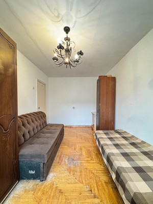 Продам трехкомнатную (3-комн.) квартиру, Кулиева пр-кт, 22, Нальчик г