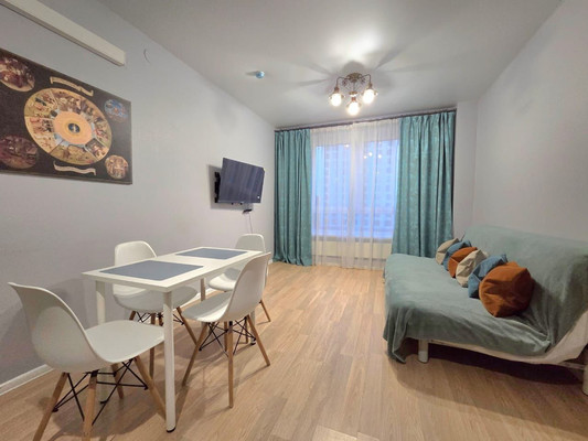 Продам трехкомнатную (3-комн.) квартиру, Поляны ул, 5кА, Москва г