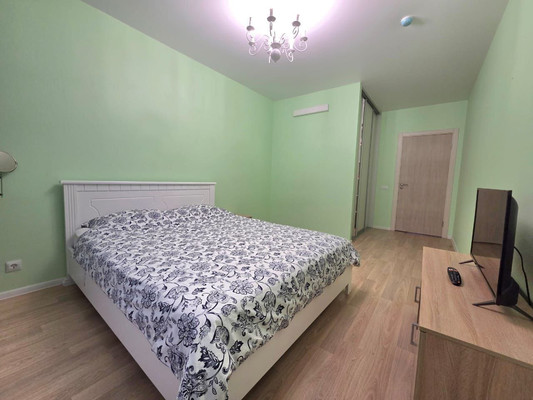 Продам трехкомнатную (3-комн.) квартиру, Поляны ул, 5кА, Москва г