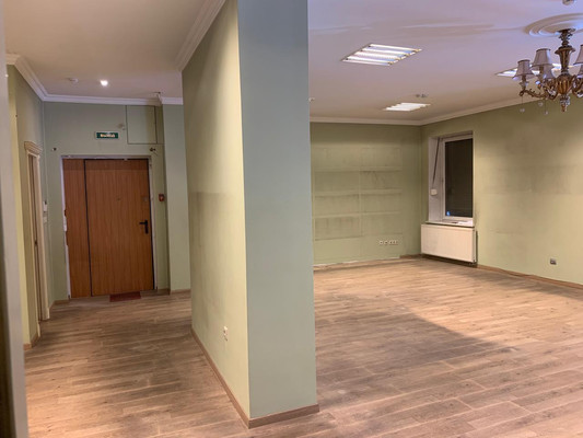 Продам торговое помещение 126,9 м2, Мира пр-кт, 63а-65А, Калининград г